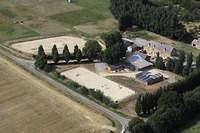 Quelques mots sur les écuries ...